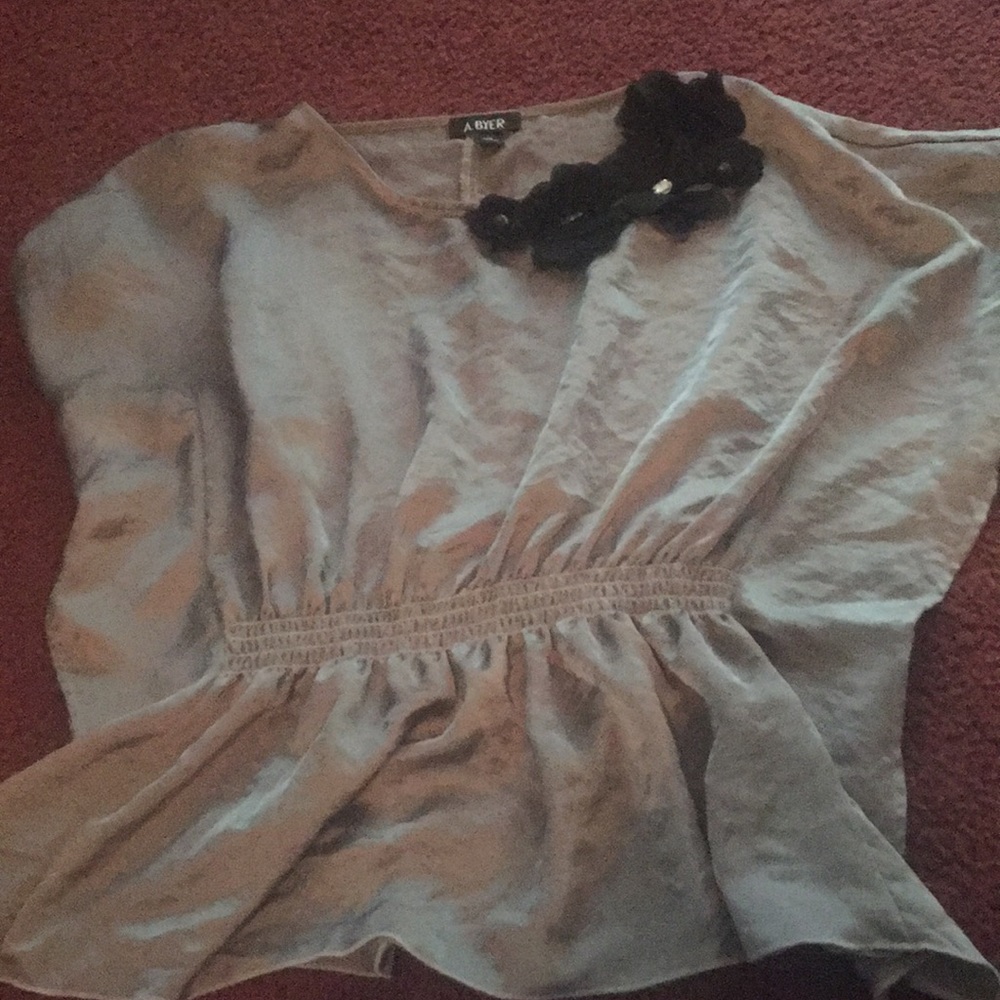 Gray top with flower decal